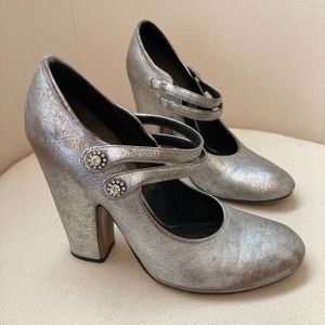 Marc Jacobs Silver Mary Jane Heels